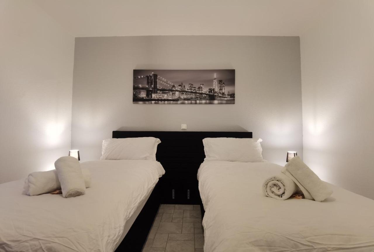 Apartmán Arbeitsplatz, Balkon, Tiefgarage Naehe Neue Messe Lipsko Exteriér fotografie
